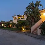 Porto Giunco Ξενοδοχείο με διαμερίσματα Villasimius