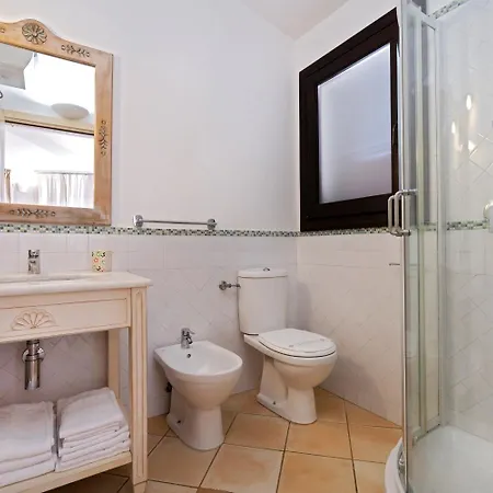 Porto Giunco Apart Otel