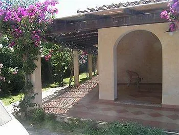 Porto Giunco 2* Вилласимиус