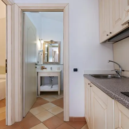 Porto Giunco 2* Вилласимиус