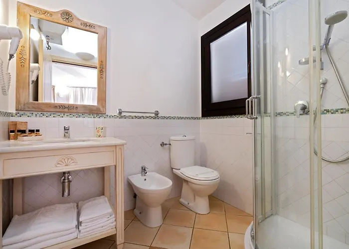 Apartmanhotel Porto Giunco 2*