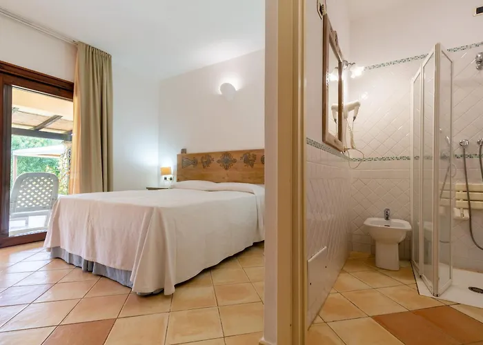 Apartmanhotel Porto Giunco 2*
