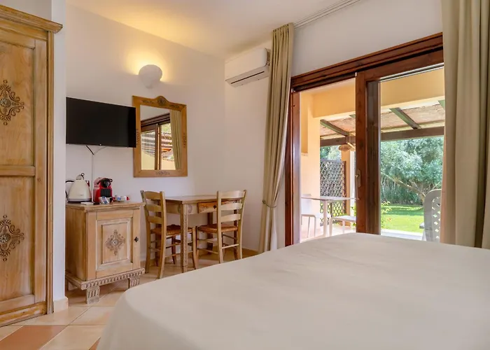 Porto Giunco Apartmanhotel